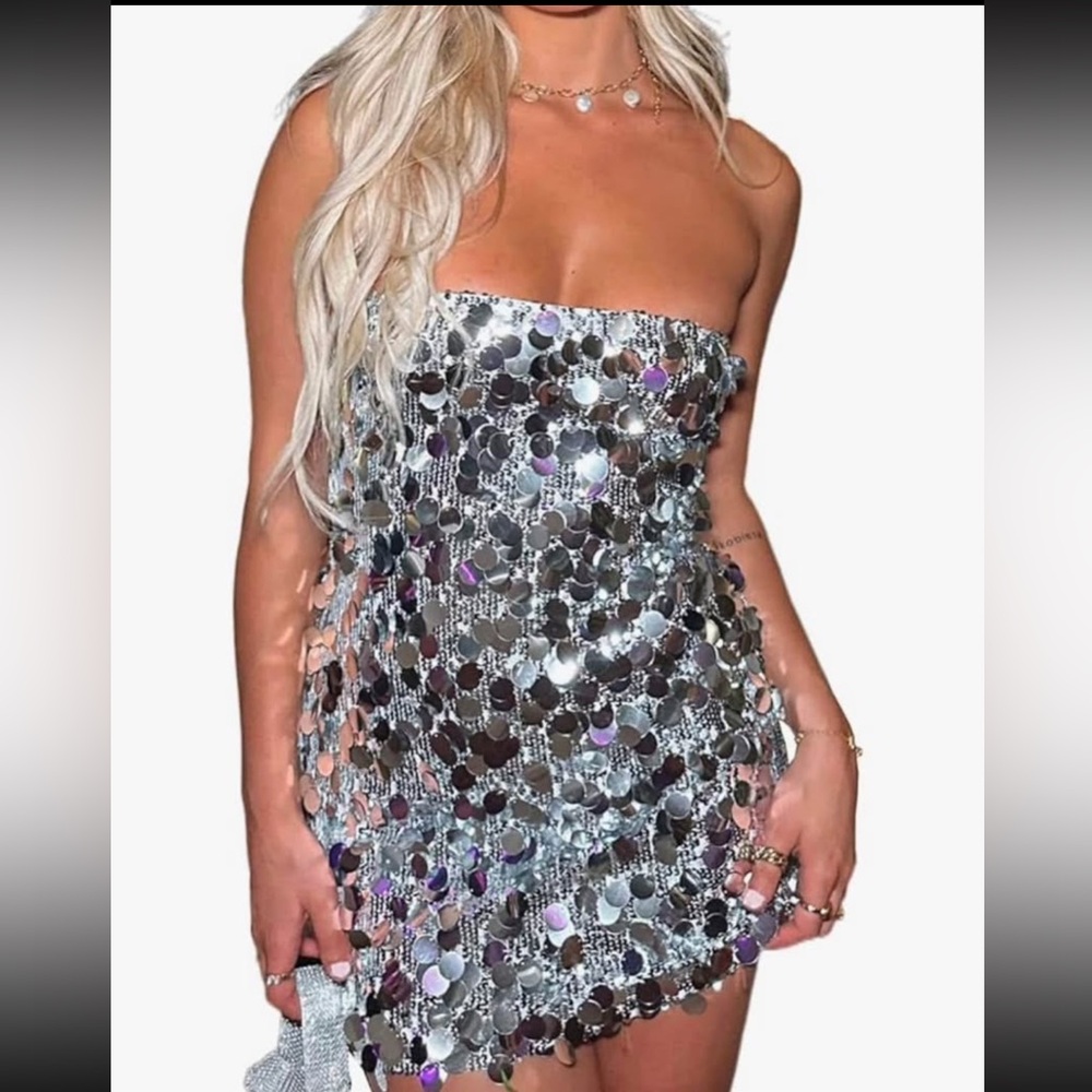 XS Just Quella Silver Sequin Strapless Dress